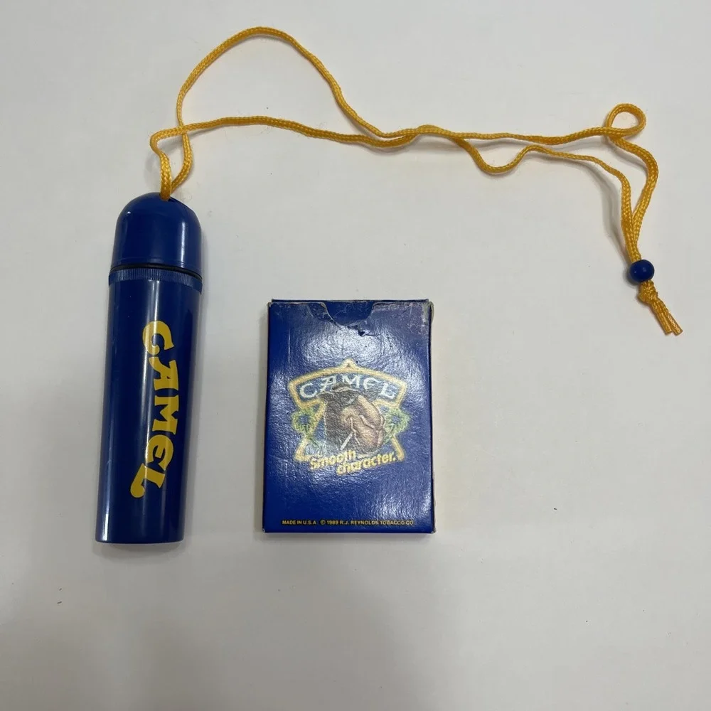 Vtg Camel Cigarette Waterproof Lighter Plastic Case Blue Refillable & Pac Cards.
